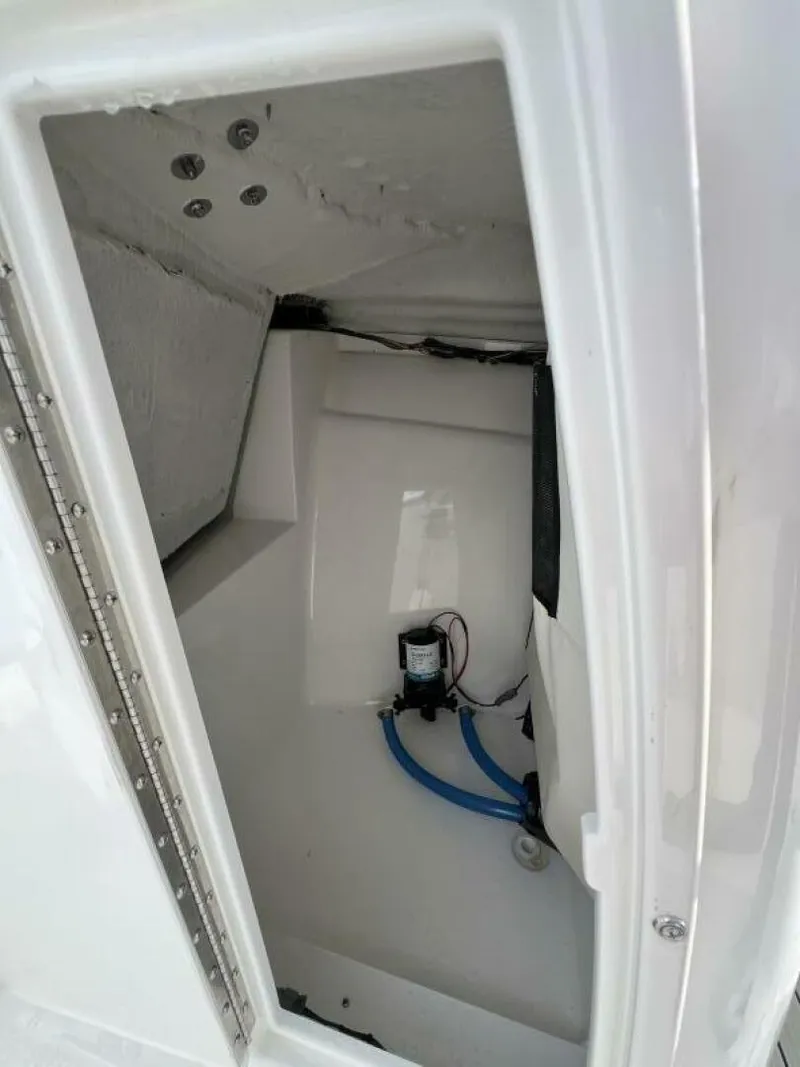 Slide: The Image of 2024 Sea Fox 228 Traveler Console - 4373593