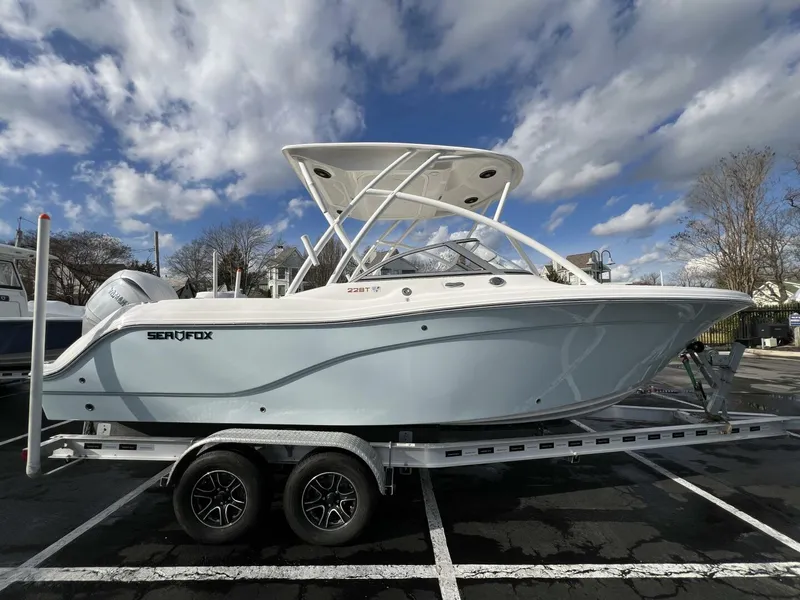 Slide: The Image of 2024 Sea Fox 228 Traveler Starboard Profile - 4373568