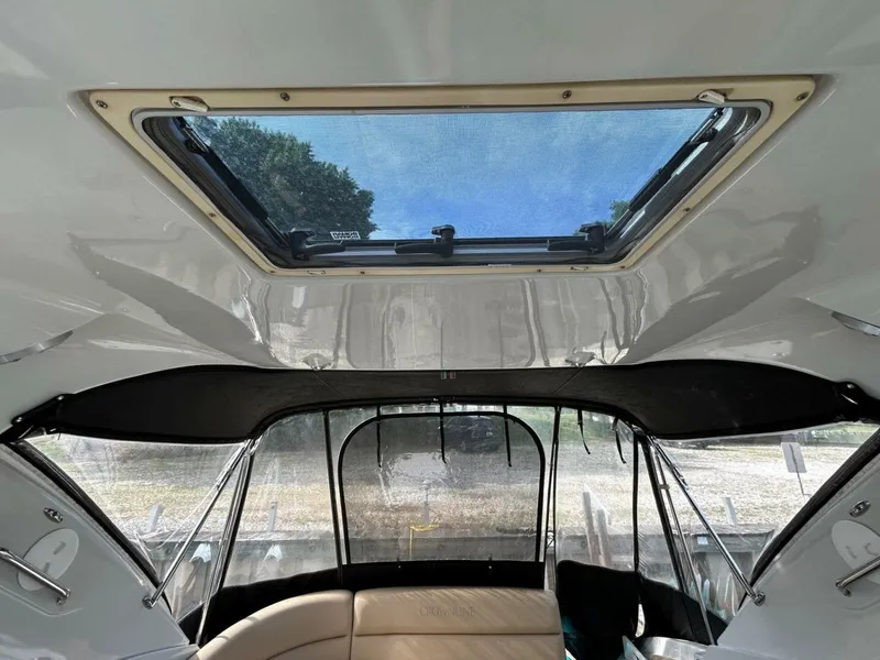 Slide: The Image of Crownline Boats 350 SY 2015 - 4377887