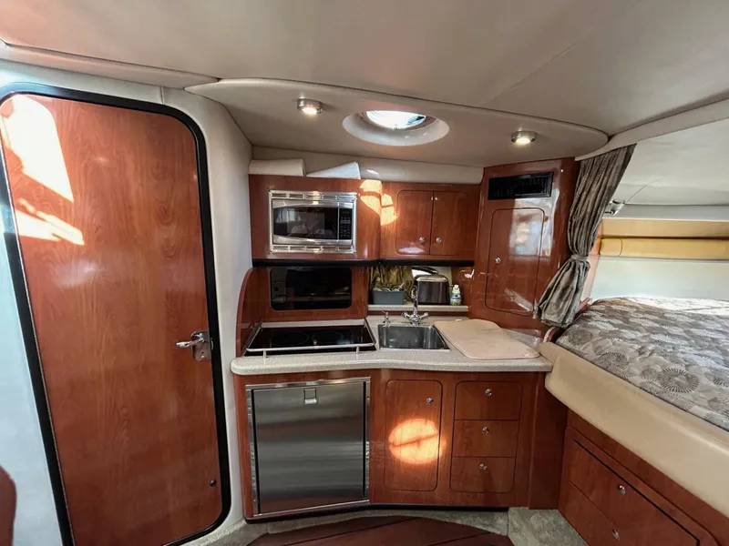 Slide: The Image of Crownline Boats 350 SY 2015 - 4377867