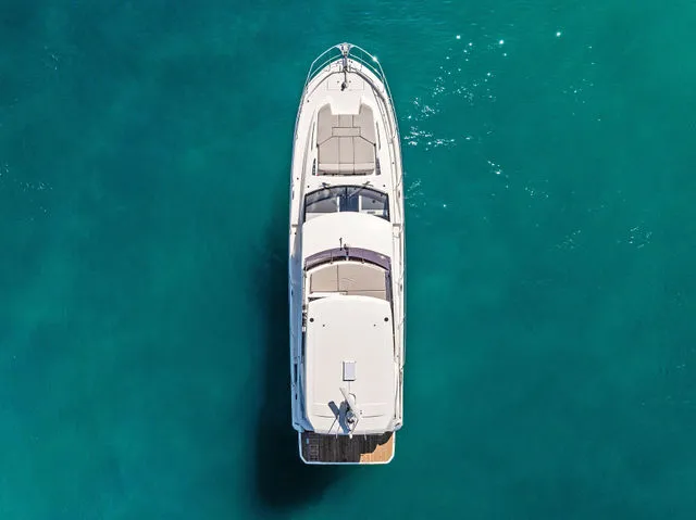 Slide: The Image of Prestige 590 Flybridge 2022 - 91