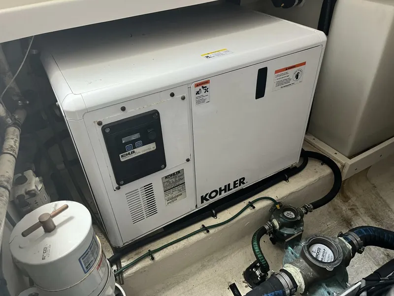 Slide: The Image of 2013 Back Cove 34 - 4408551