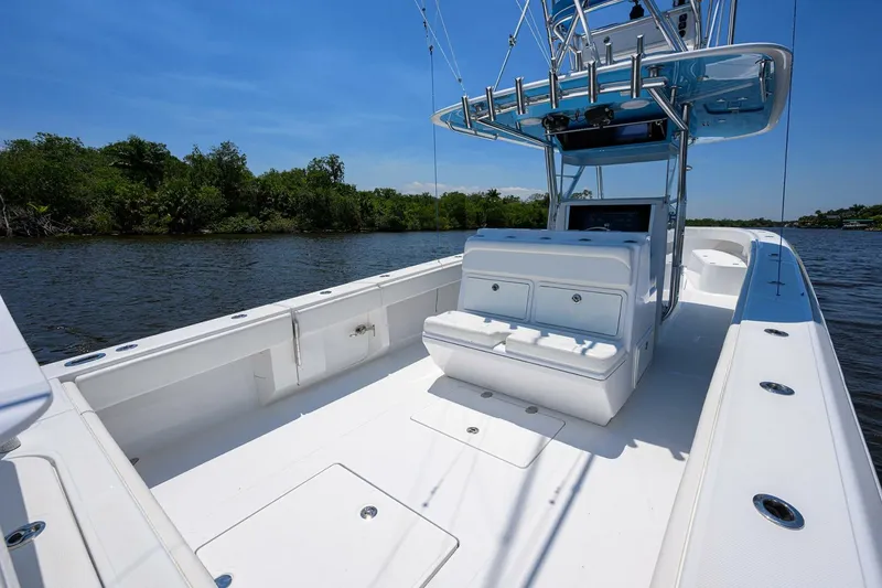 Slide: The Image of Cockpit 2017 Bahama Center Console Southern Accent - 4380337