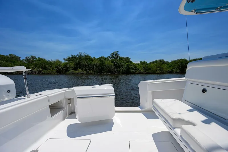 Slide: The Image of Cockpit 2017 Bahama Center Console Southern Accent - 4380339