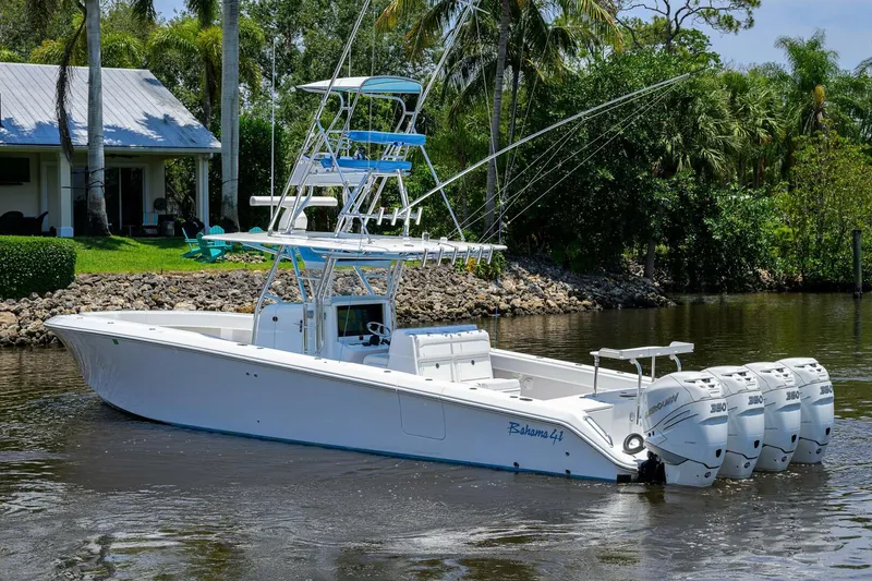 Slide: The Image of Southern Accent 2017 Bahama Center Console Southern Accent - 4380395