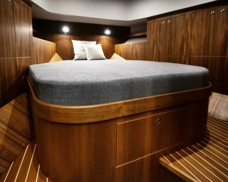 Slide: The Image of Targa 46 2027 - 4380437