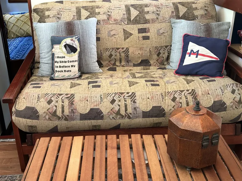 Slide: The Image of Matthews 42 Double Cabin 1962 - 4384177