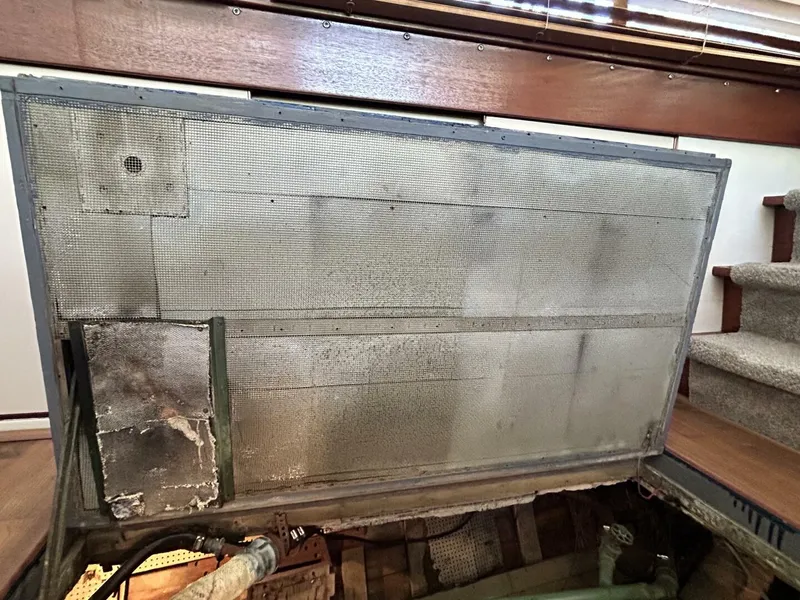 Slide: The Image of Matthews 42 Double Cabin 1962 - 4384187