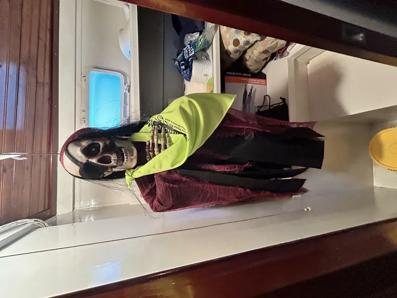 Slide: The Image of Matthews 42 Double Cabin 1962 - 4384219