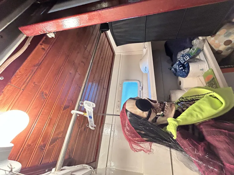 Slide: The Image of Matthews 42 Double Cabin 1962 - 4384220