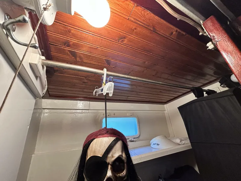 Slide: The Image of Matthews 42 Double Cabin 1962 - 4384221