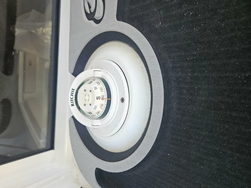 Slide: The Image of Sea Hunt 25 2021 - 4386269