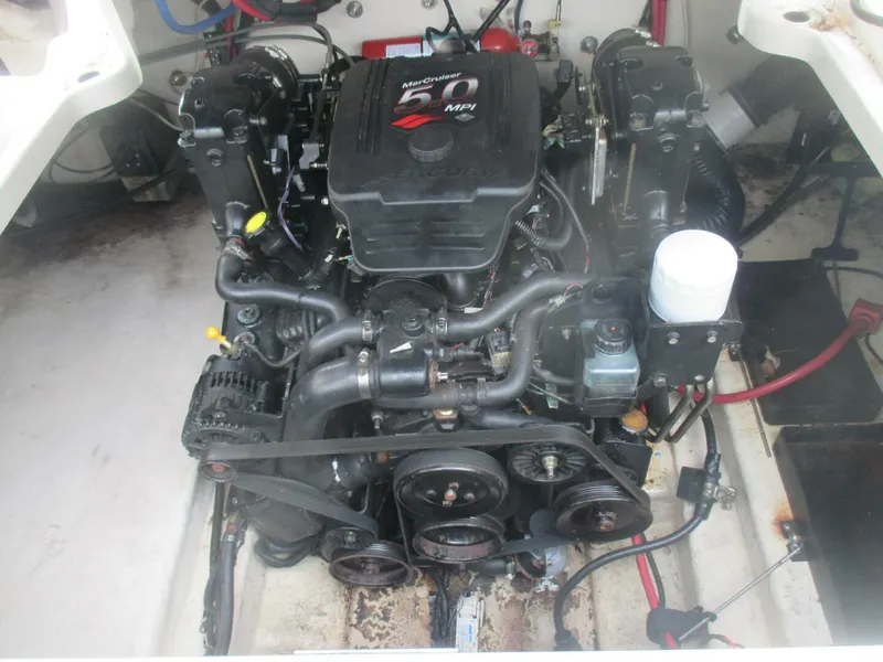 Slide: The Image of 5.0L - 4388635