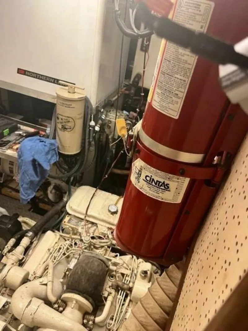 Slide: The Image of Marine Trader Med Yacht 62 Yachtfish 1986 - 4390629