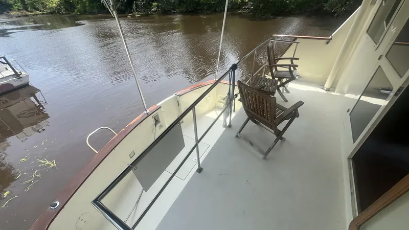 Slide: The Image of Marine Trader Med Yacht 62 Yachtfish 1986 - 5522378