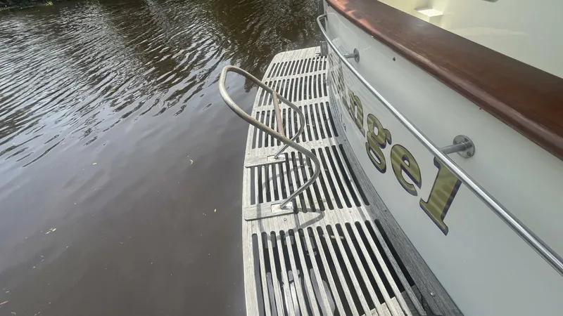 Slide: The Image of Marine Trader Med Yacht 62 Yachtfish 1986 - 5522385