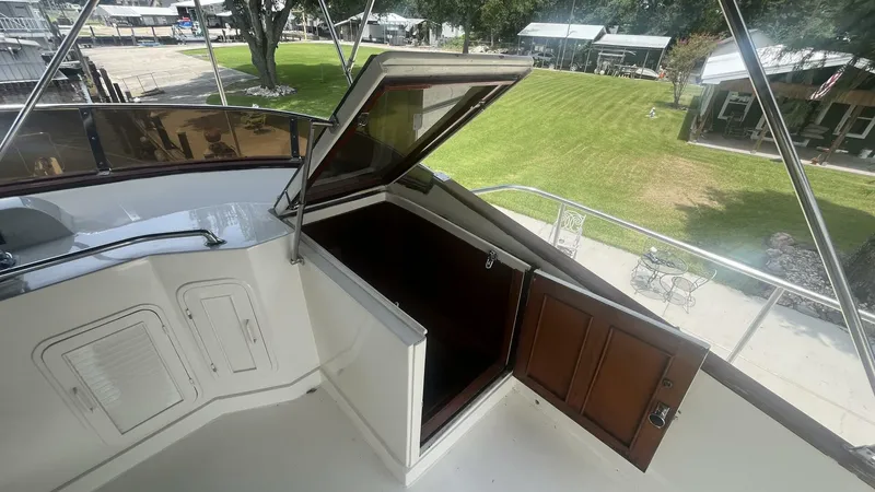 Slide: The Image of Marine Trader Med Yacht 62 Yachtfish 1986 - 5522395