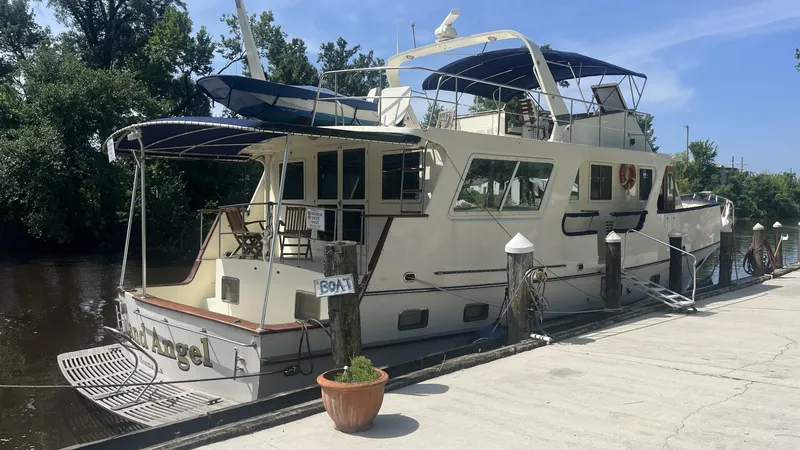 Slide: The Image of Marine Trader Med Yacht 62 Yachtfish 1986 - 5522357