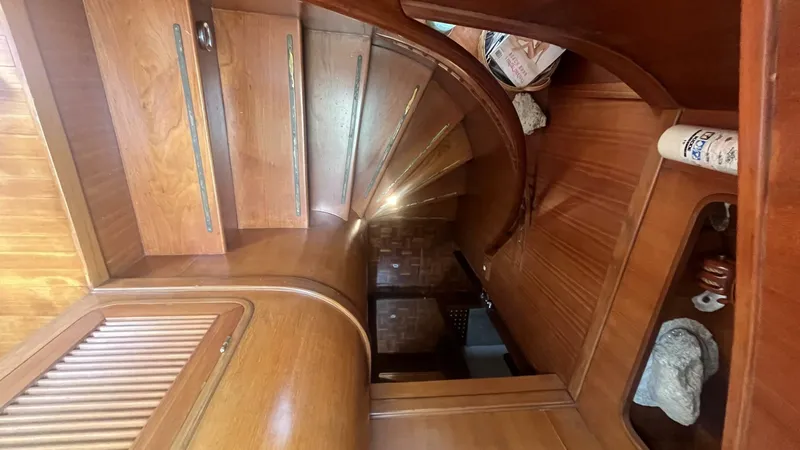 Slide: The Image of Marine Trader Med Yacht 62 Yachtfish 1986 - 5522477