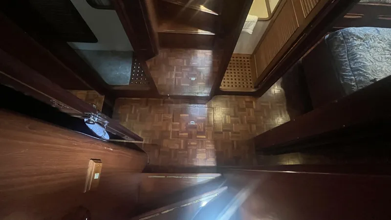 Slide: The Image of Marine Trader Med Yacht 62 Yachtfish 1986 - 5522478