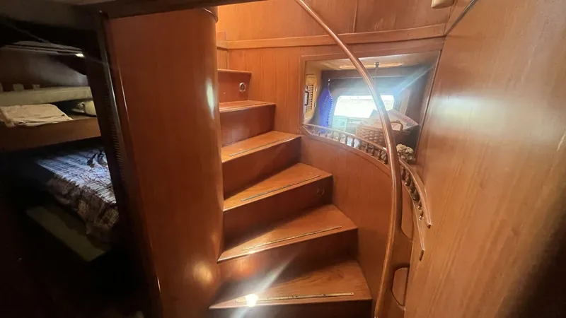 Slide: The Image of Marine Trader Med Yacht 62 Yachtfish 1986 - 5522479