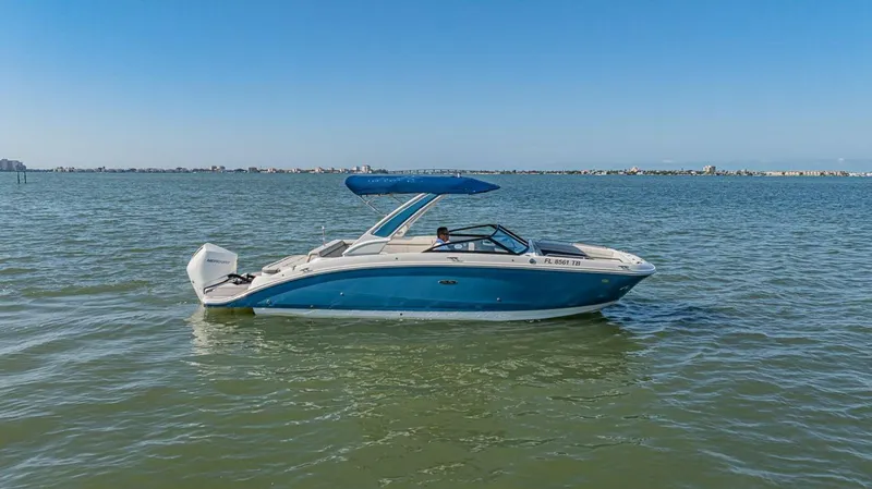 Slide: The Image of Sea Ray 270 SDX OB - 4396916