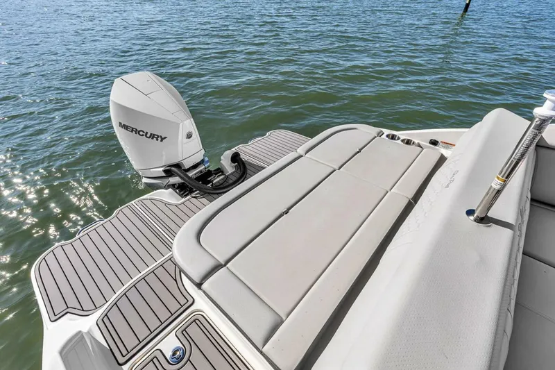 Slide: The Image of Sea Ray 270 SDX-OB 2022 - 4396901