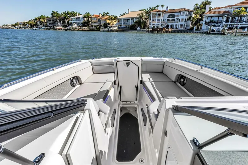 Slide: The Image of Sea Ray 270 SDX-OB 2022 - 4396912