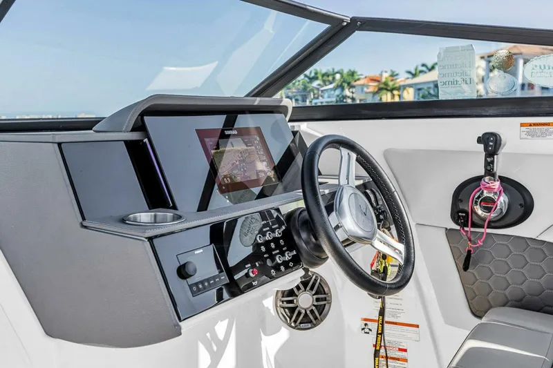 Slide: The Image of Sea Ray 270 SDX-OB 2022 - 4396898
