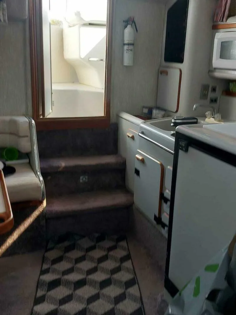 Slide: The Image of Sea Ray Express 1992 - 4390892