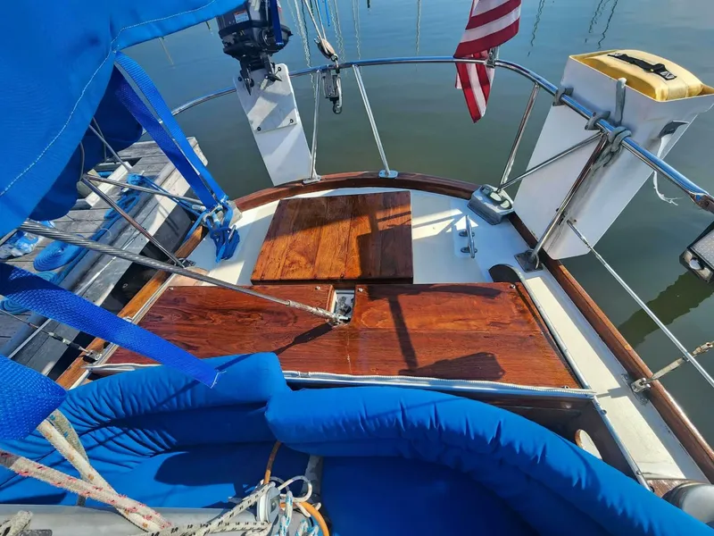 Slide: The Image of Hinckley Yachts Bermuda 40 1961 - 5151858