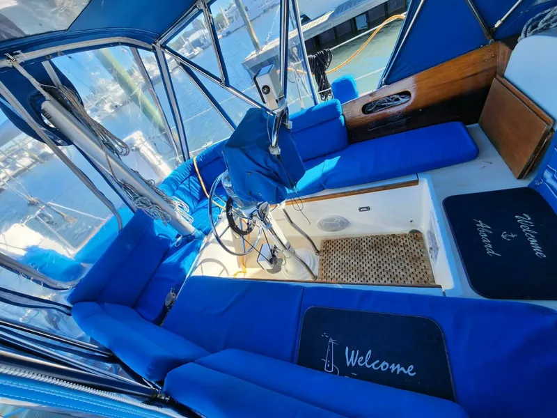 Slide: The Image of Hinckley Yachts Bermuda 40 1961 - 4404137