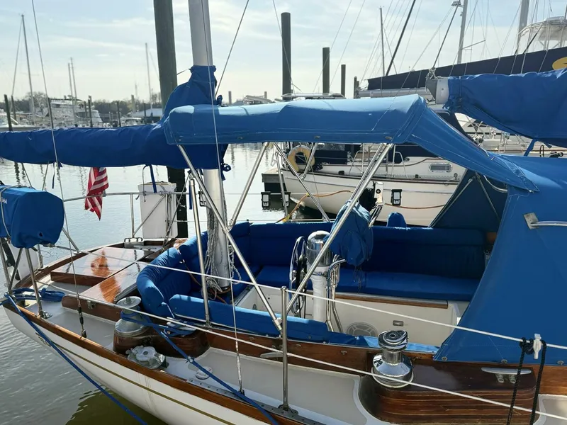 Slide: The Image of Hinckley Yachts Bermuda 40 1961 - 5151905