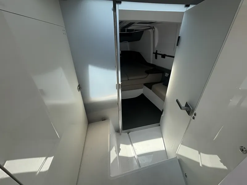 Slide: The Image of Axopar 37 XC 2020 - 6787307