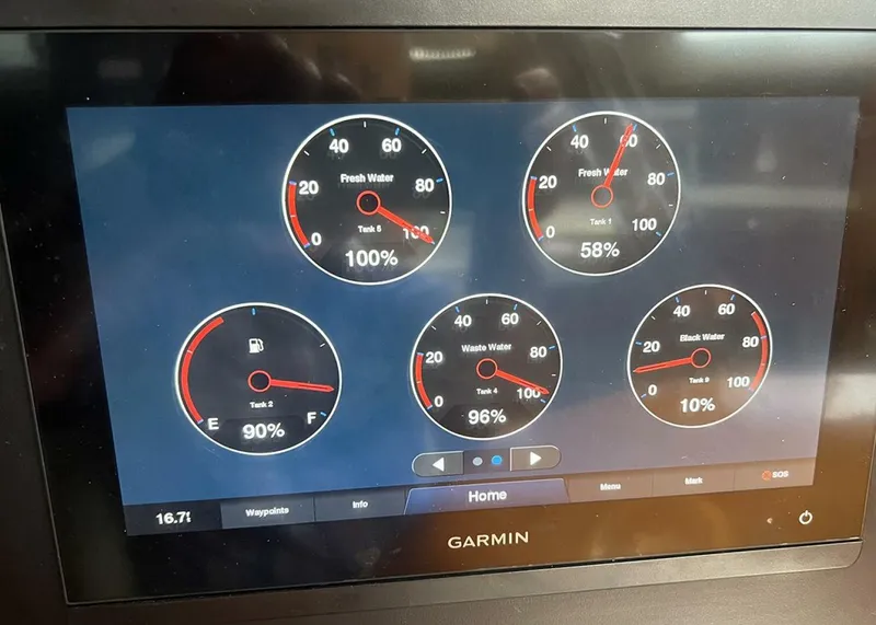Slide: The Image of Tank Monitors Screen - 4394446