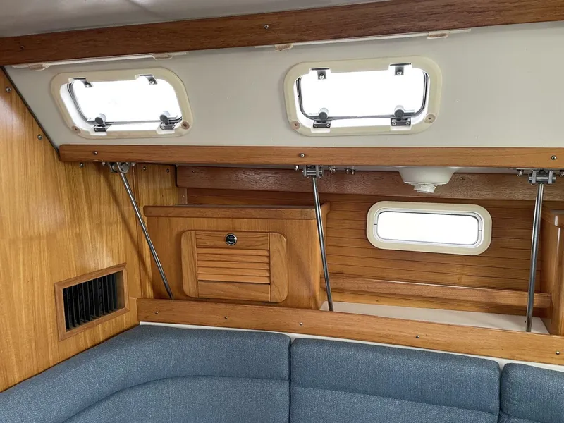 Slide: The Image of Catalina 34 1999 - 4458870