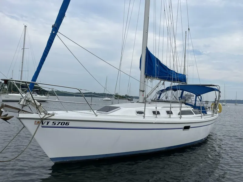 Slide: The Image of Catalina 34 1999 - 4458858