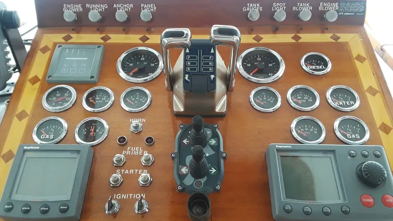 Slide: The Image of Custom 52 1968 - 4397464