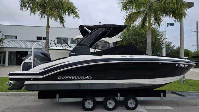 Slide: The Image of Chaparral 230 Suncoast 2021 - 5428853