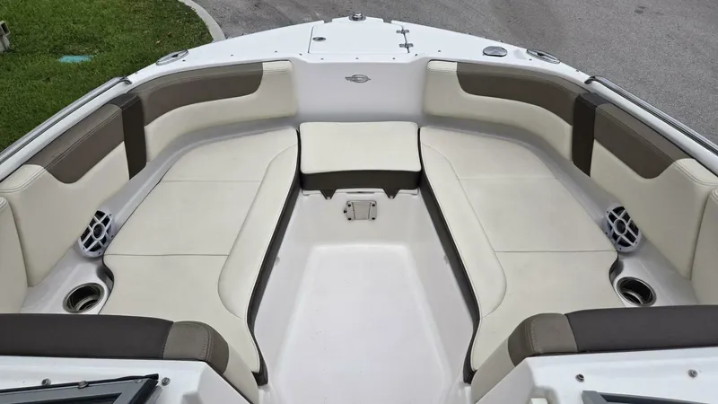 Slide: The Image of Chaparral 230 Suncoast 2021 - 5428856