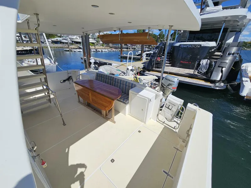 Slide: The Image of Maine Cat Power Cat 47 2012 - 4408492