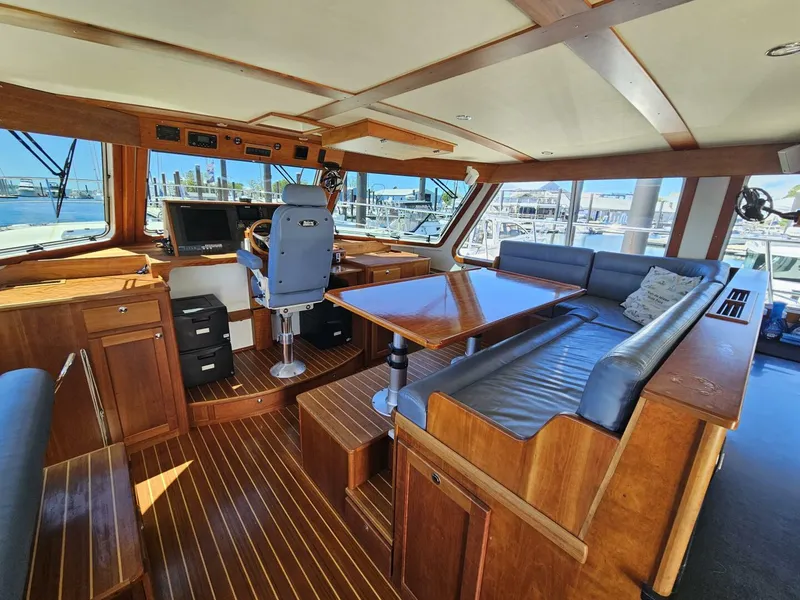 Slide: The Image of Maine Cat Power Cat 47 2012 - 4408638