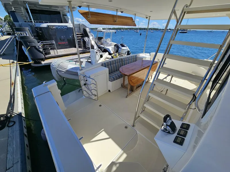 Slide: The Image of Maine Cat Power Cat 47 2012 - 4408480