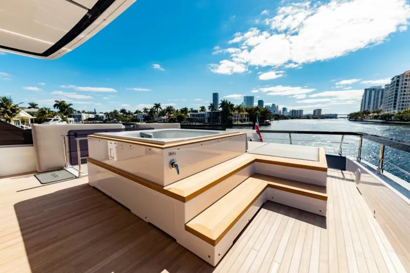 Slide: The Image of Ferretti Yachts 860 2023 - 4407710