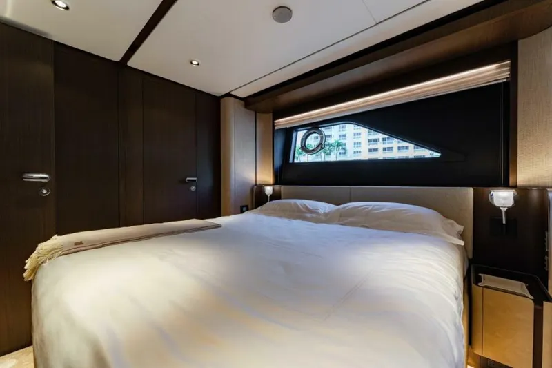 Slide: The Image of Ferretti Yachts 860 2023 - 4407802