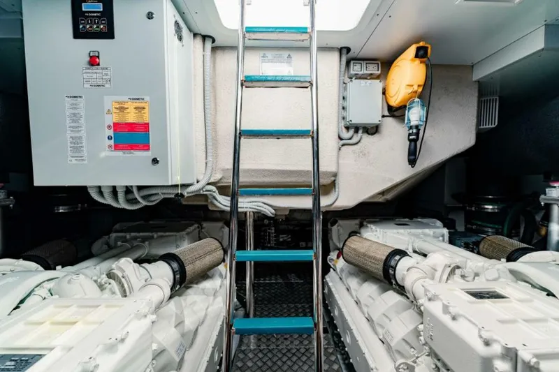 Slide: The Image of Ferretti Yachts 860 2023 - 4407818