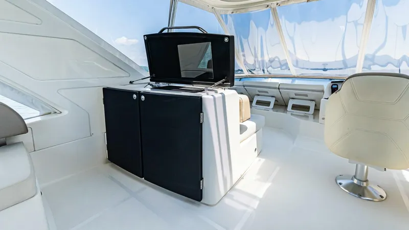 Slide: The Image of Absolute 50 Fly 2017 - 4479849