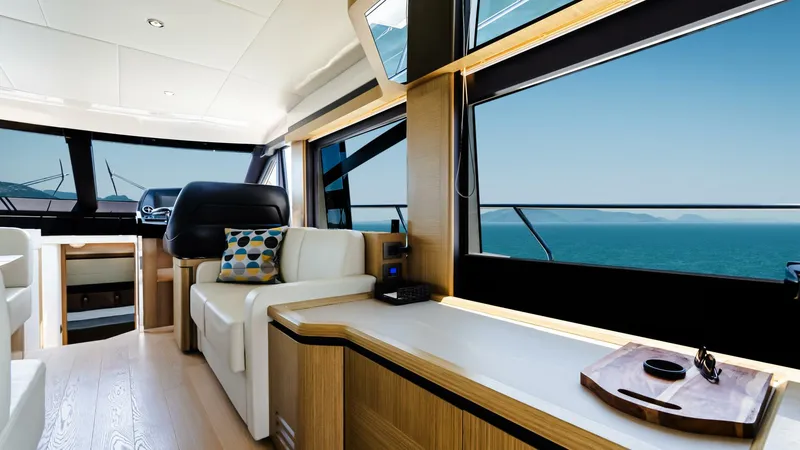 Slide: The Image of Absolute 50 Fly 2017 - 4479852