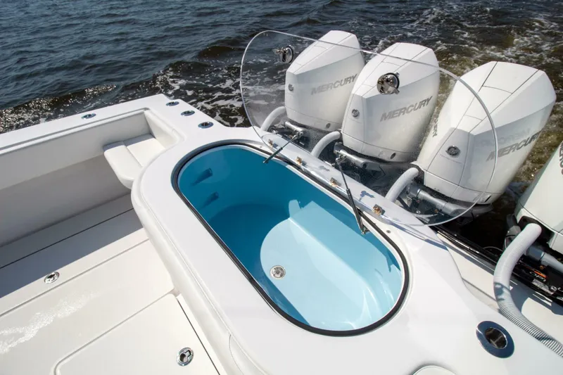 Slide: The Image of Onslow Bay 41 TE 2022 - 4585900