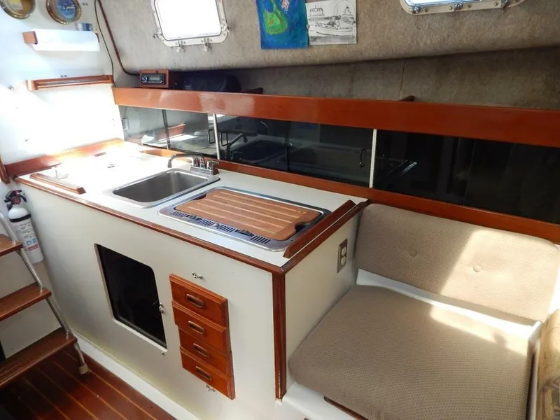 Slide: The Image of Luhrs Alura 30 1986 - 4444254